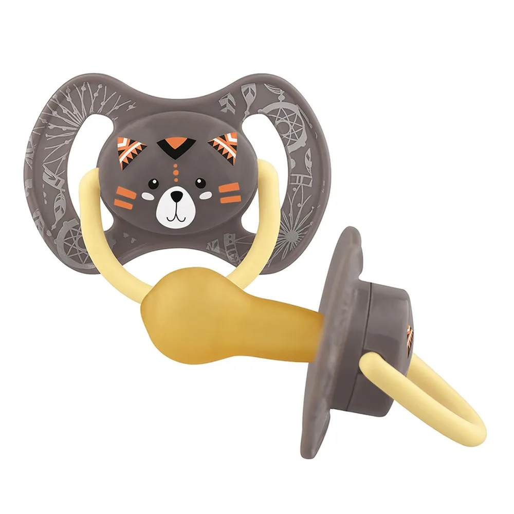 Lubby latex pacifier with round nipple 6+/28552